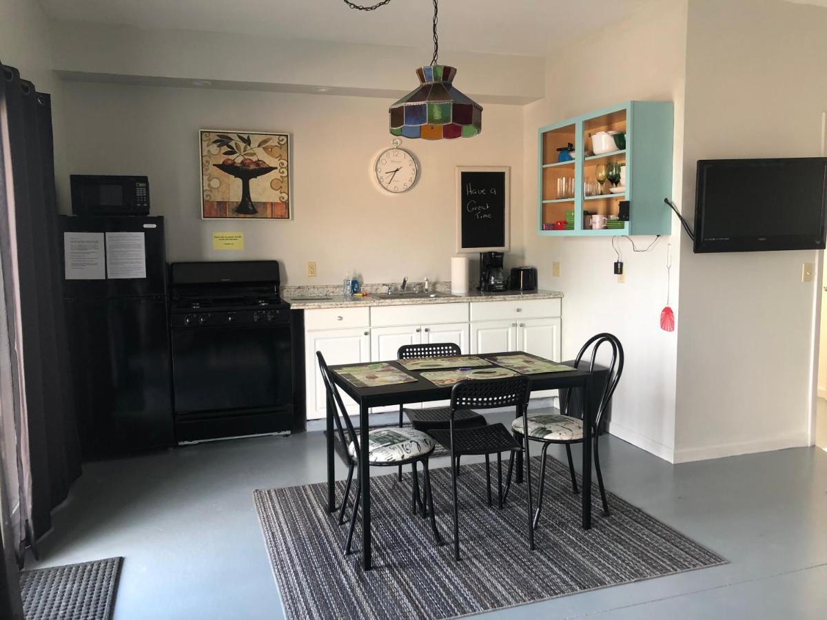 Whiskey River Cottages Formerly Seaway Slips Clayton Eksteriør bilde