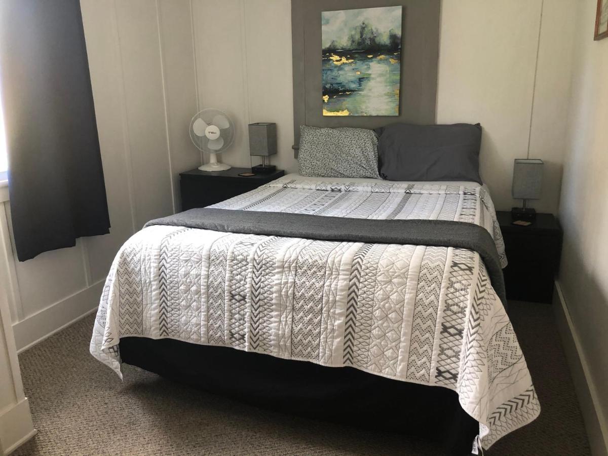 Whiskey River Cottages Formerly Seaway Slips Clayton Eksteriør bilde