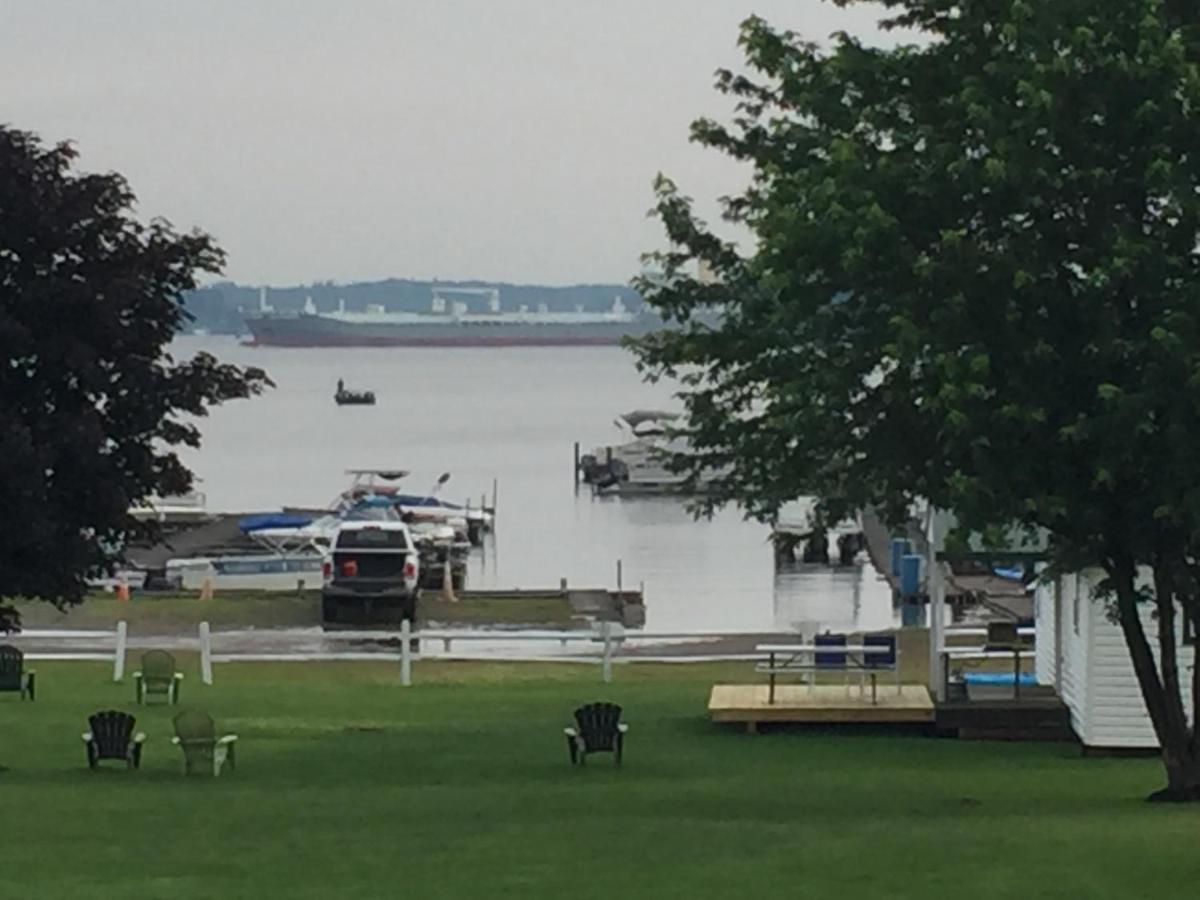 Whiskey River Cottages Formerly Seaway Slips Clayton Eksteriør bilde